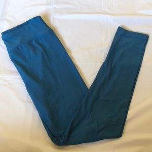 NWOT LLR LuLaRoe OS One size solid leggings